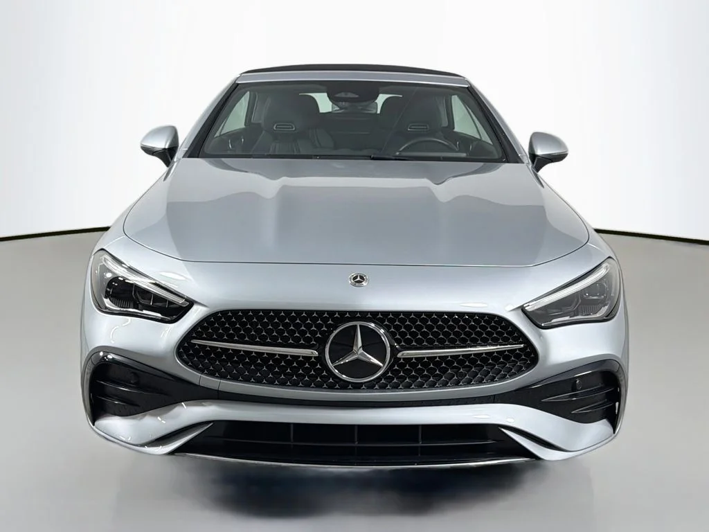 Used 2024 Green Mercedes-Benz CLE 300 image 2