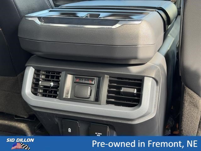 Used 2023 Gray Ford LARIAT image 19