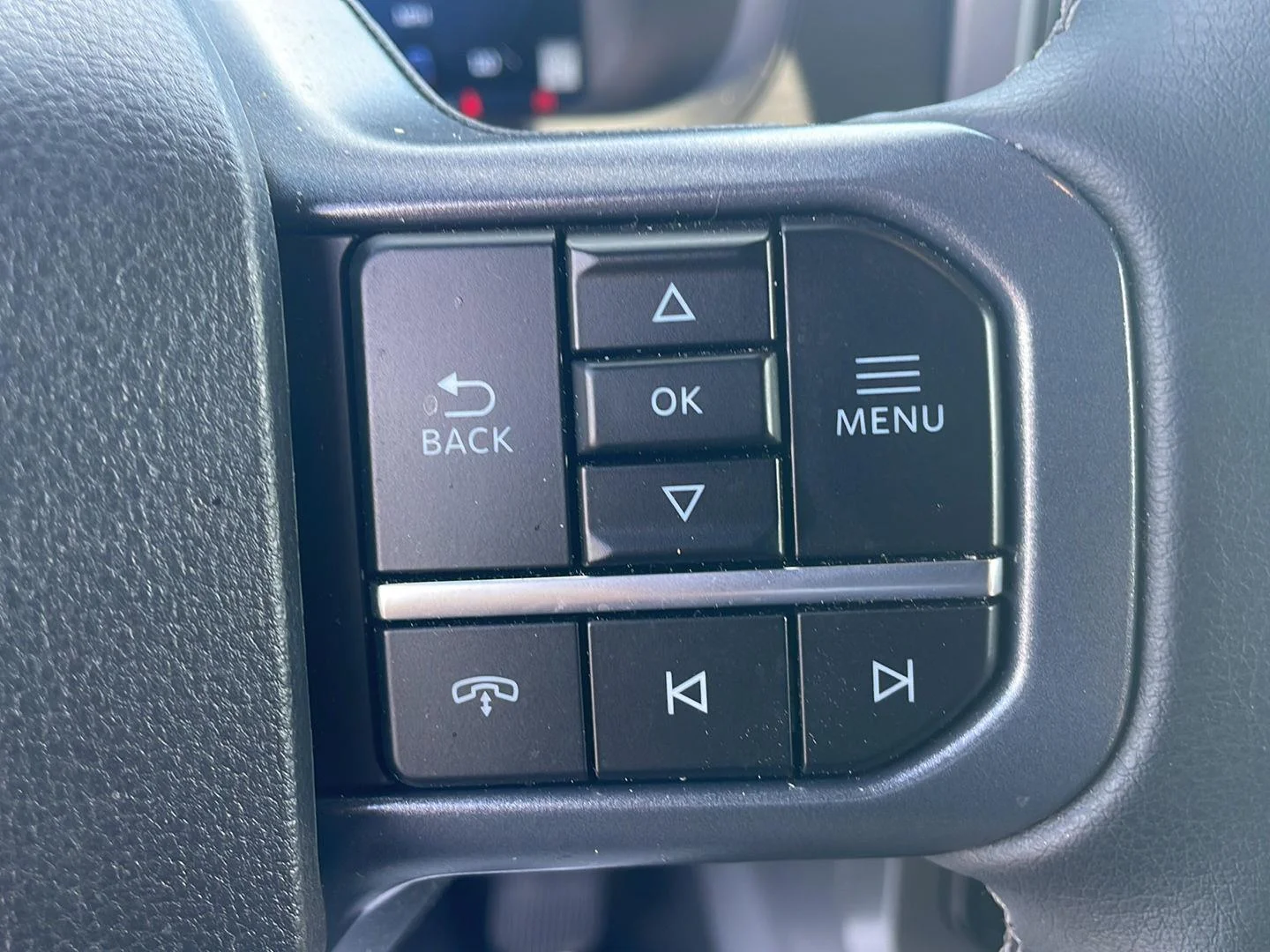 New 2026 Carbonized Gray Metallic Ford XLT image 18