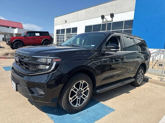 2026 Ford Expedition Active