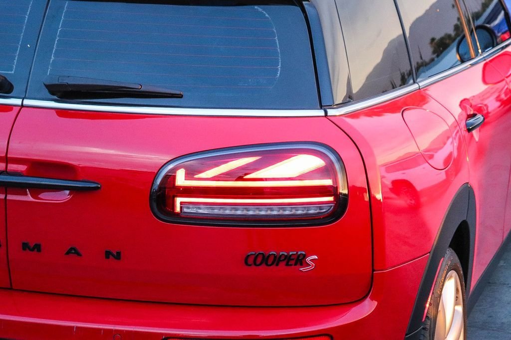 Used 2024 Chili Red MINI Iconic image 10