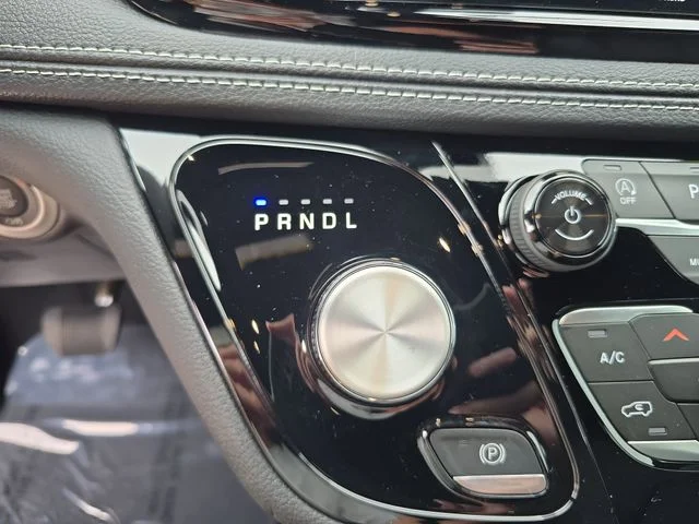 2026 Chrysler Pacifica Select - Photo 21
