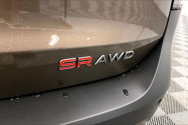 New 2026 Canyon Bronze Nissan SR image 19