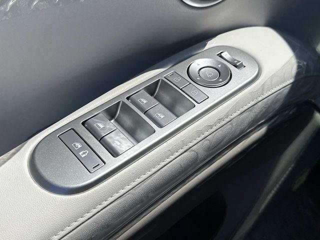 New 2026 Black Hyundai Blue SEL Premium 8P image 27