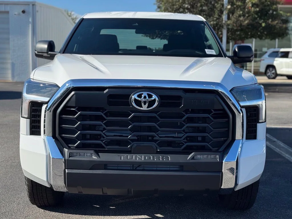 New 2026 Ice Cap Toyota SR5 image 4