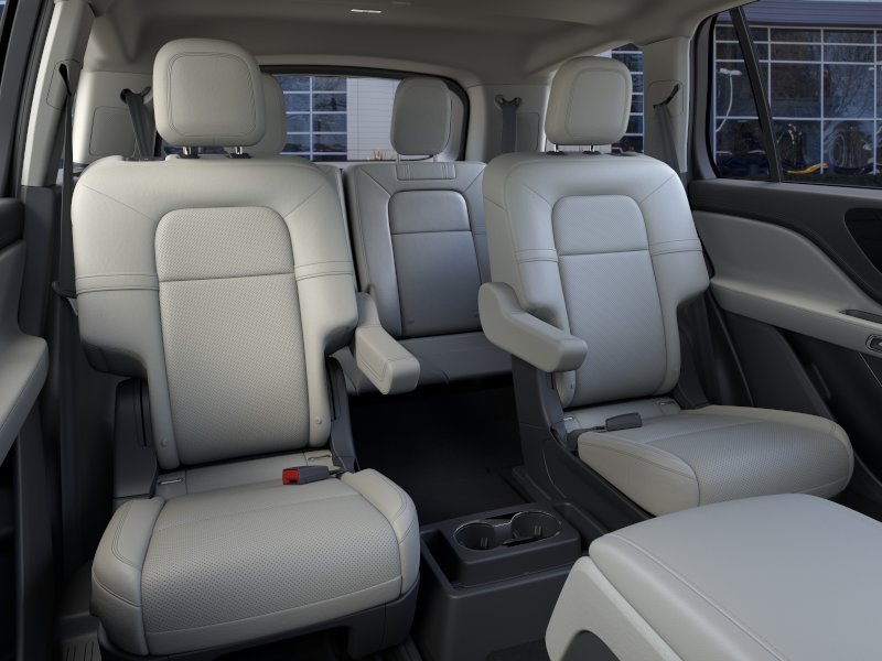 New 2026 Pristine White Metallic Tri-Coat Lincoln Premiere® image 11