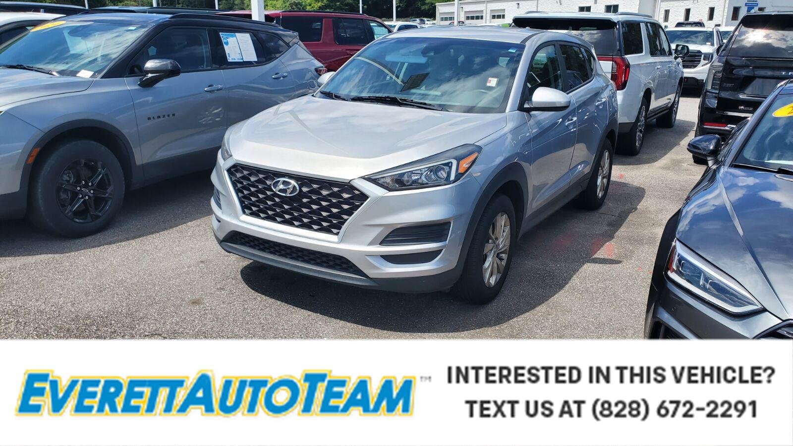 Used 2020 Stellar Silver Hyundai SE image 1