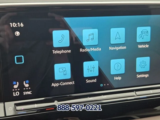 New 2026 WHITE Volkswagen 2.0T SE W/TECHNOLOGY image 14