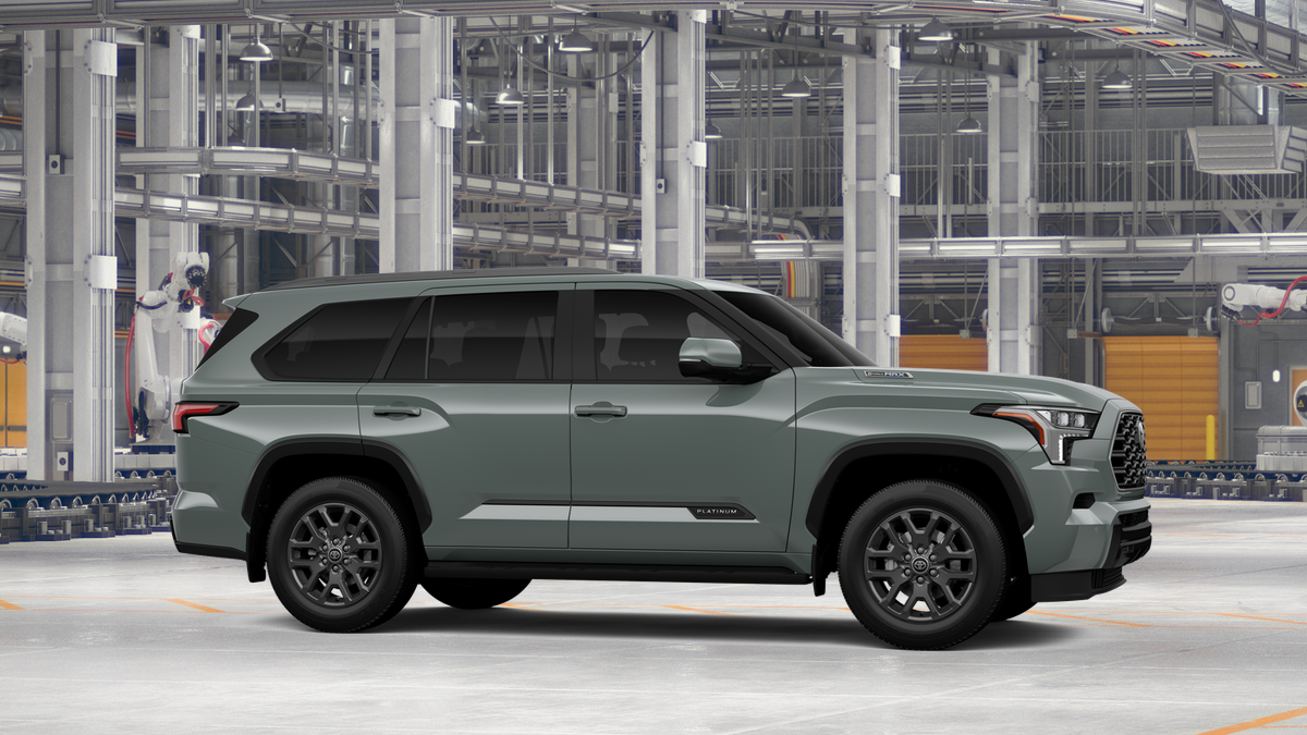 New 2026 Lunar Rock Toyota Platinum image 13