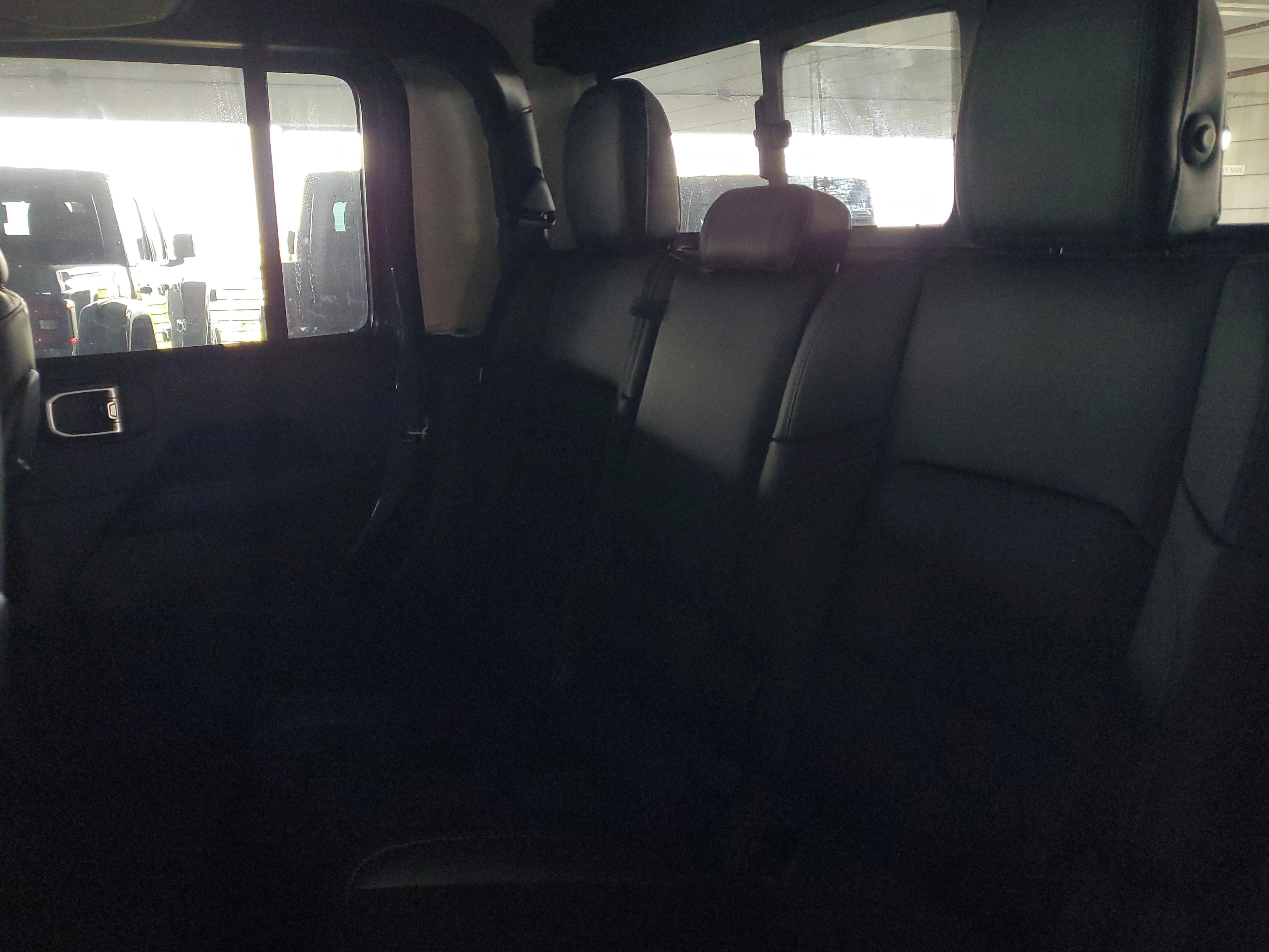 New 2026 Anvil Clear-Coat Exterior Paint Jeep Sahara image 7