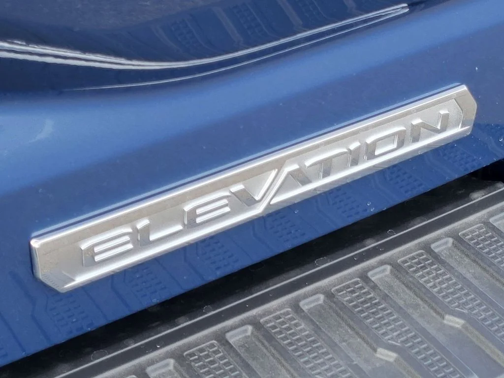 New 2026 Downpour Metallic GMC Elevation image 8