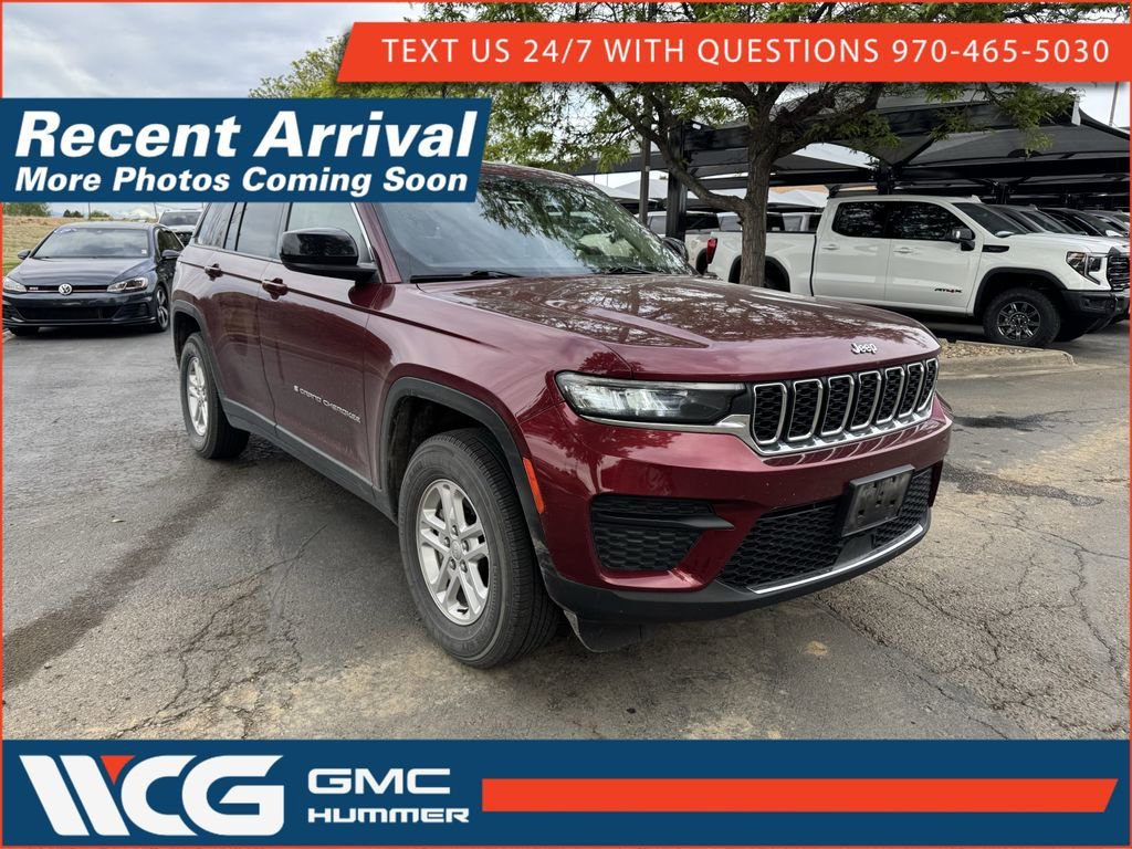 2023 Jeep Grand Cherokee Laredo 4x4's photo
