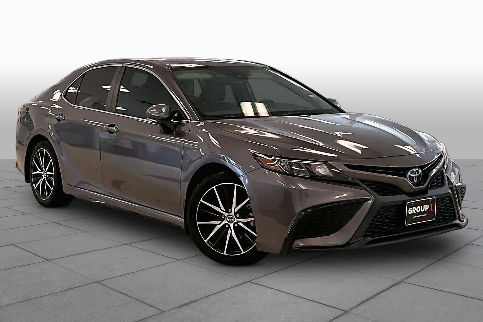 Used 2023 Predawn Gray Mica Toyota SE image 2
