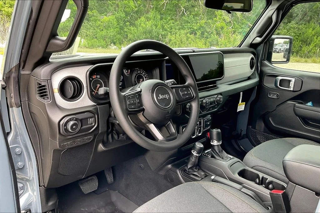 New 2026 Jeep Wrangler Sport 4D Sport Utility