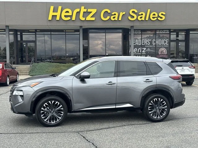 2026 Nissan Rogue Platinum AWD's photo