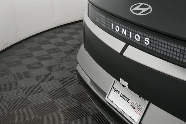 New 2026 GRAY HYUNDAI LIMI image 12