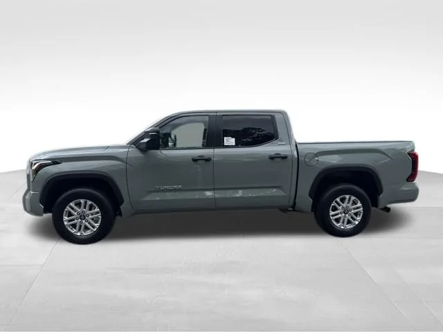 New 2026 Lunar Rock Toyota SR5 image 2