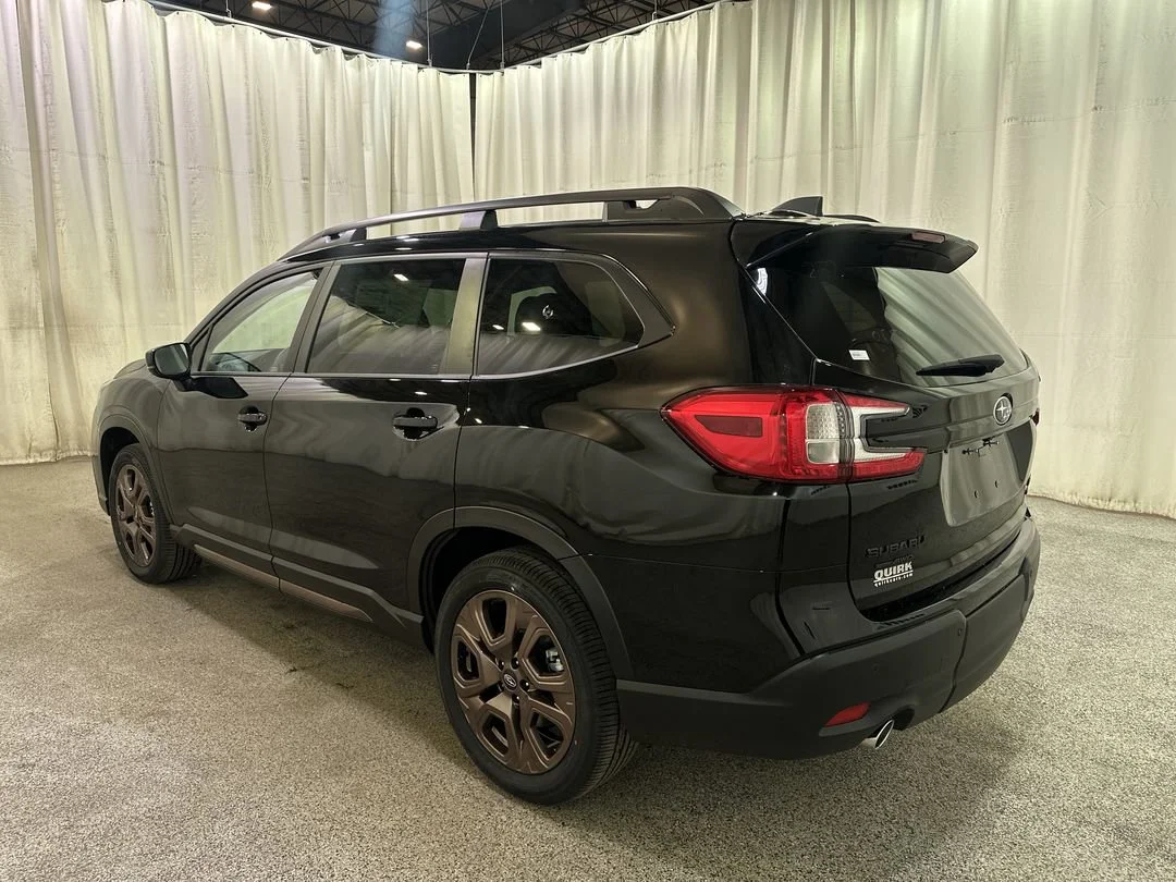New 2026 Crystal Black Silica Subaru Limited Bronze Edition image 9