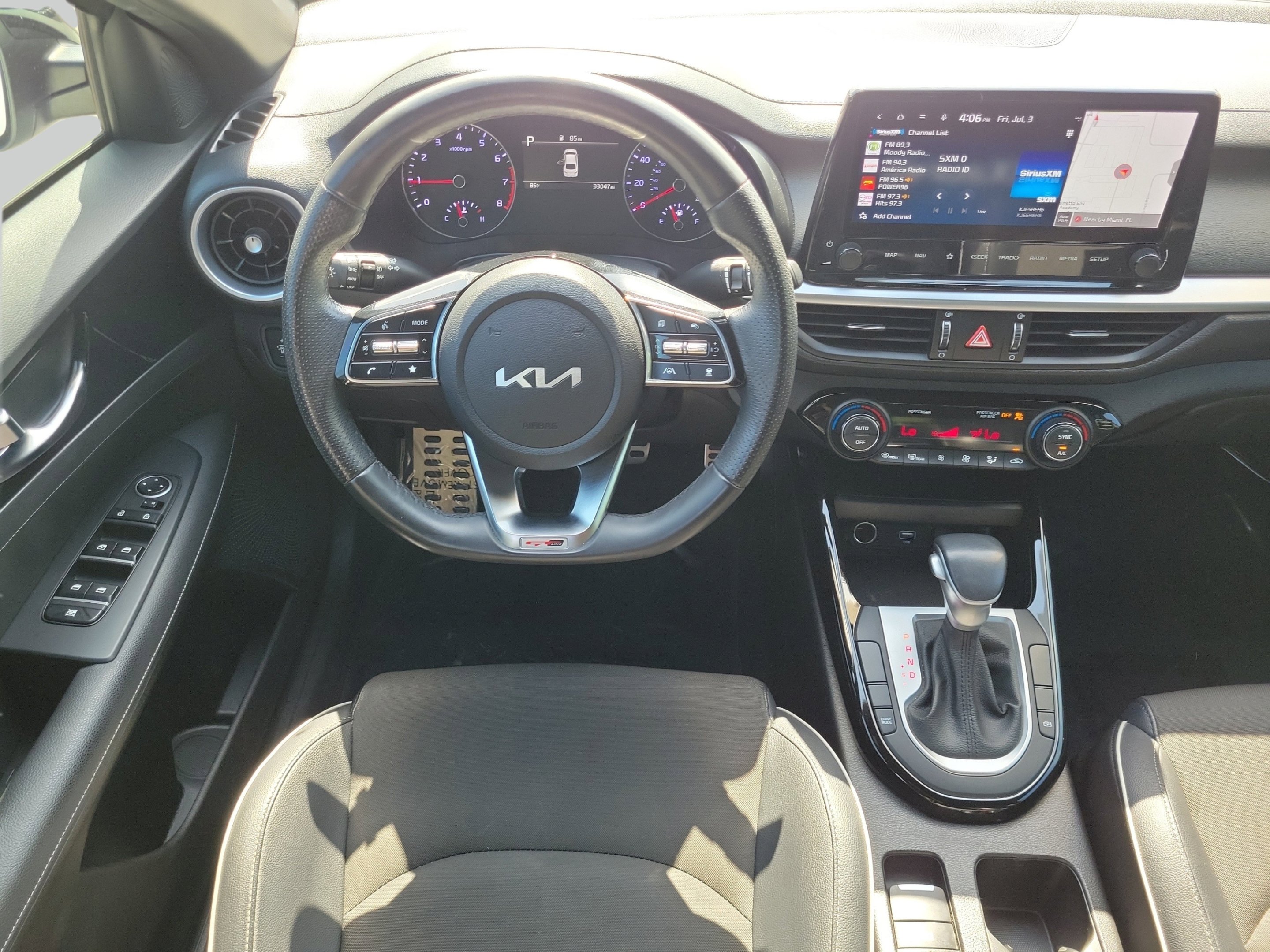 Used 2023 Snow White Pearl Kia GT-Line image 14