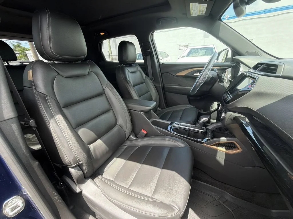 Used 2022 Blue Glow Metallic Chevrolet ACTIV image 35