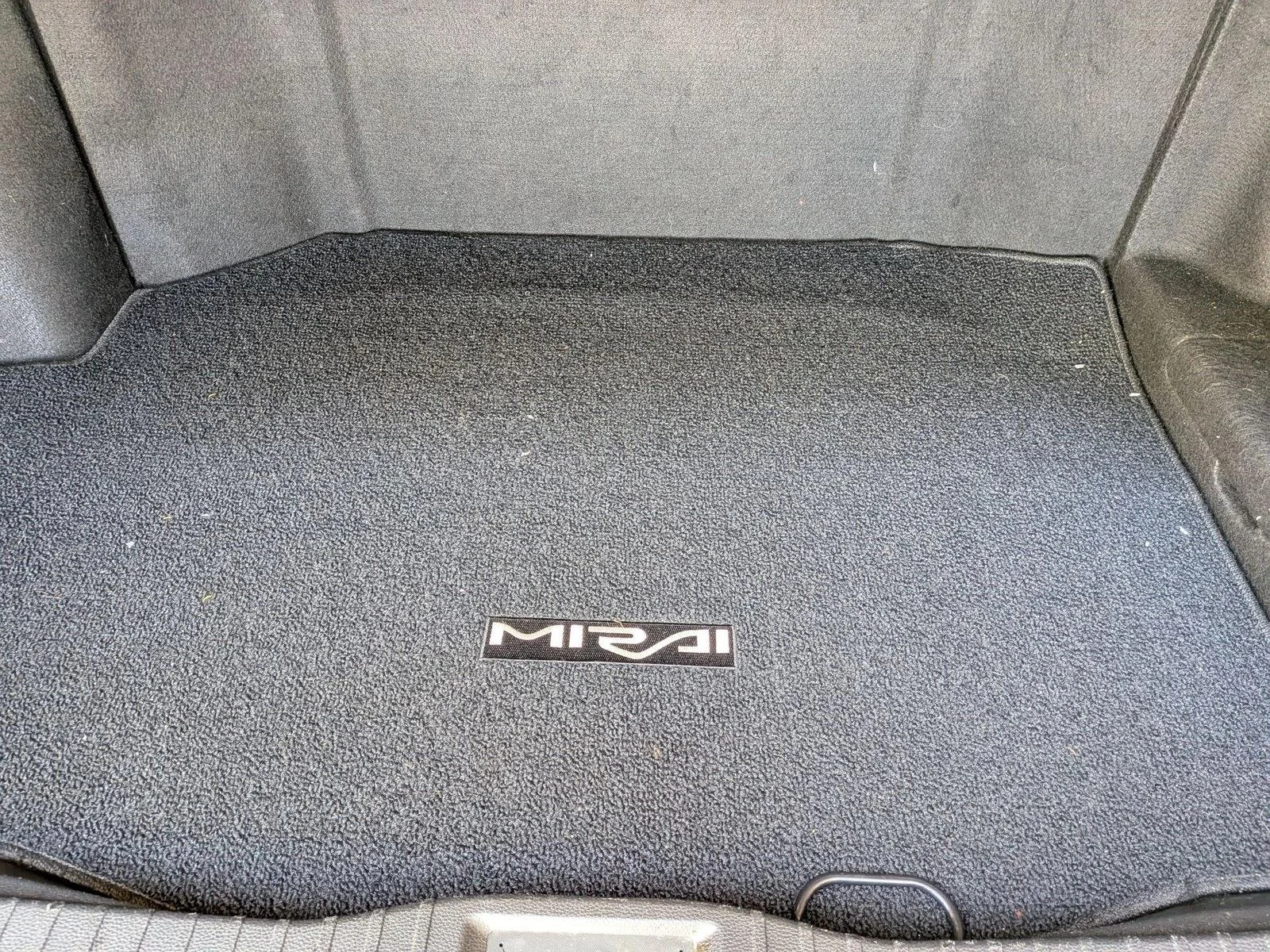 Used 2021 Heavy Metal Toyota XLE image 6