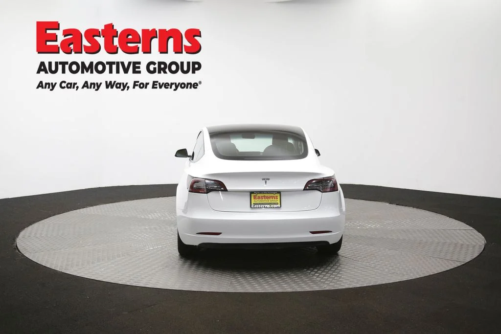 Used 2021 White Tesla Standard Range Plus image 31