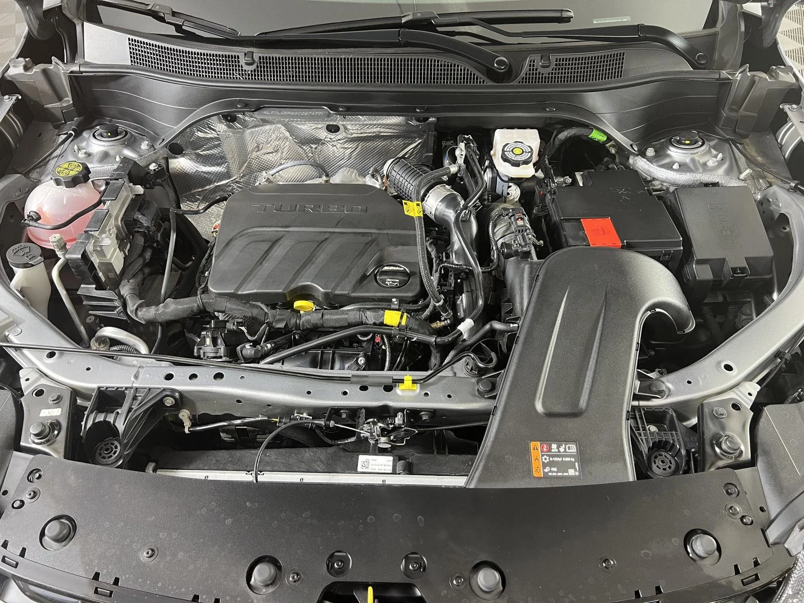 Used 2025 Sterling Gray Metallic Chevrolet 1RS image 27