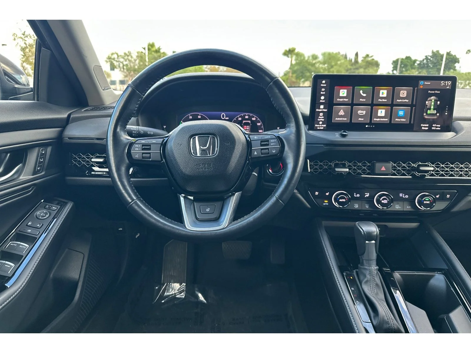 Used 2025 Crystal Black Pearl Honda Touring image 14