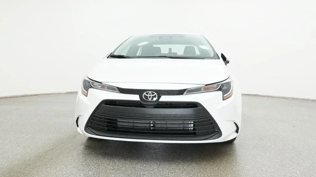 New 2026 Wind Chill Pearl Toyota LE image 28