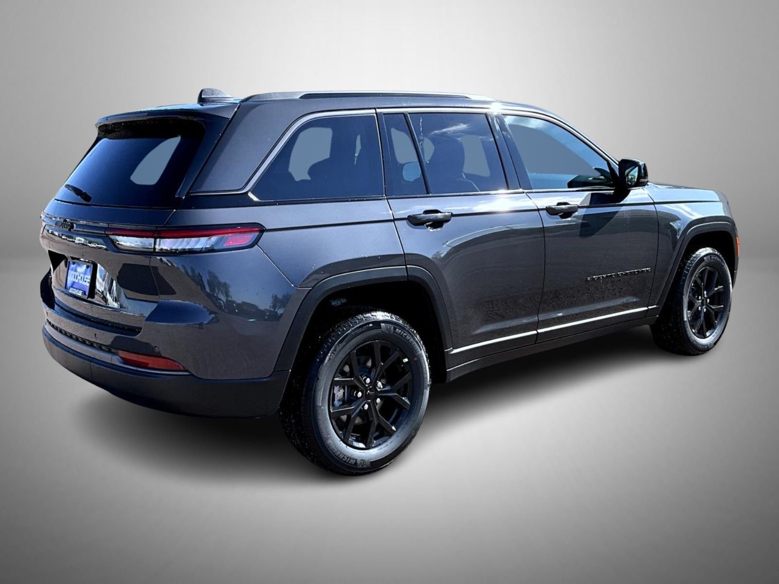 New 2026 Baltic Gray Metallic Clearcoat Jeep Altitude image 5