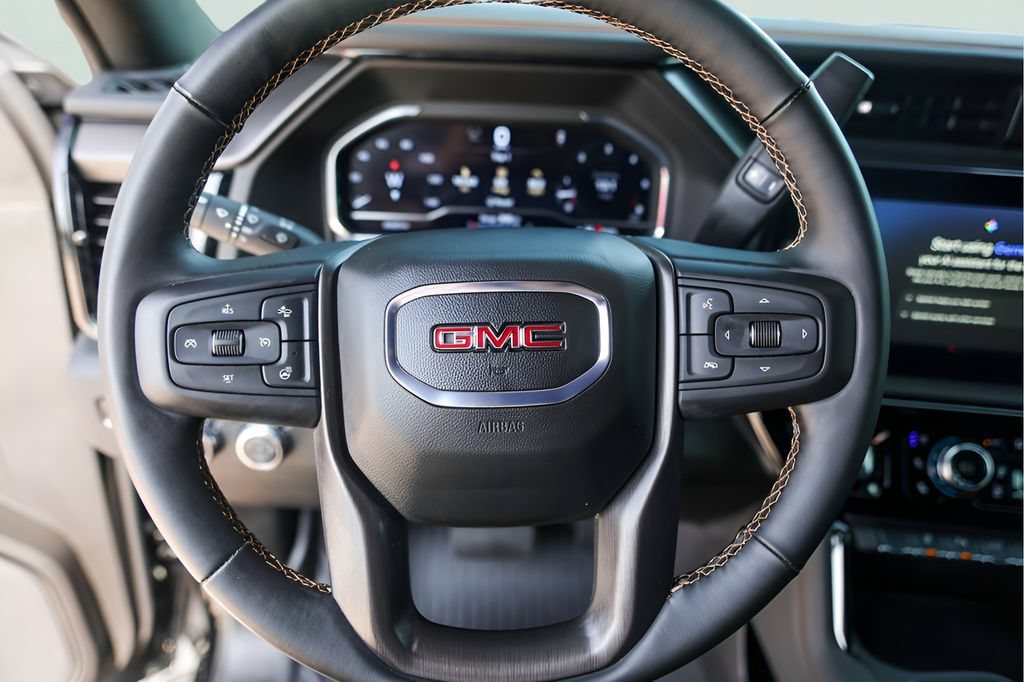 Used 2025 Onyx Black GMC AT4 image 15