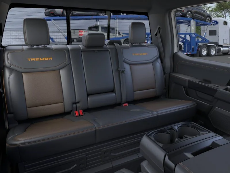 New 2026 Oxford White Ford Tremor image 11