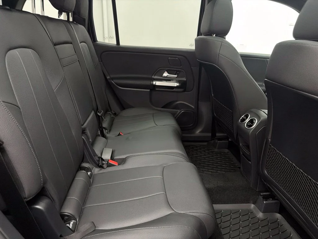 New 2026 Black Mercedes-Benz GLB 250 image 26