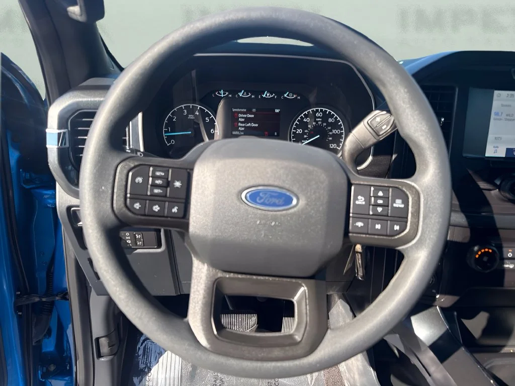 Used 2021 Blue Ford XL image 12
