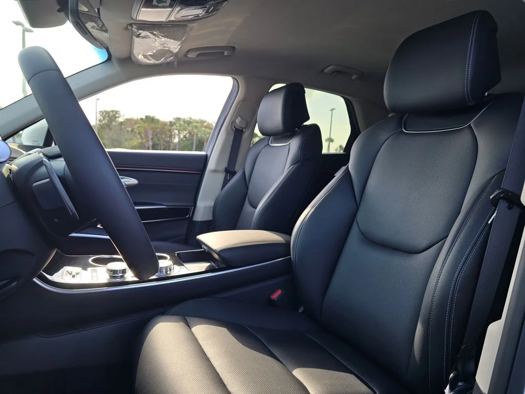 New 2026 Silver Genesis 2.5T image 14