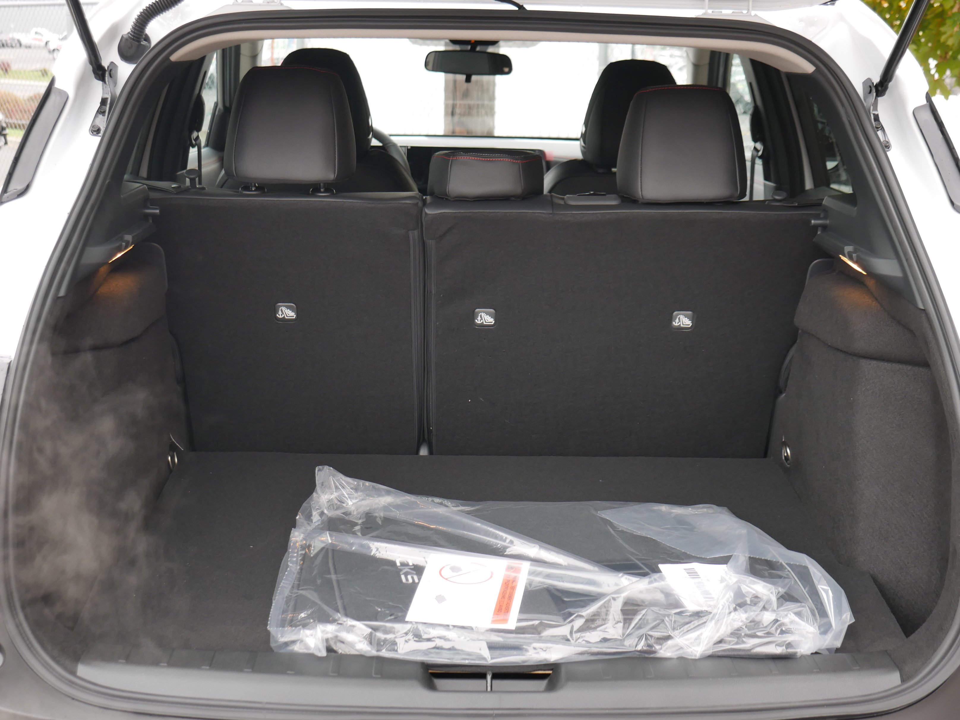 New 2026 Aspen White TriCoat Nissan SR image 22