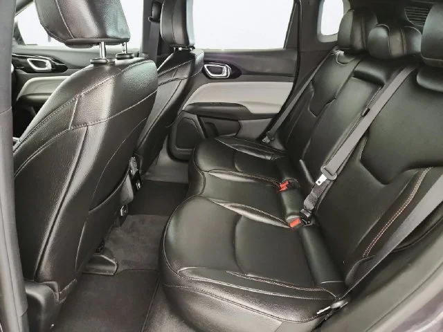 Used 2024 Metallic Jeep Limited image 23
