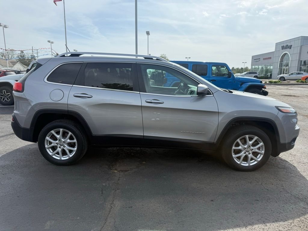 Used 2015 Jeep Cherokee Latitude with VIN 1C4PJMCBXFW564289 for sale in Pataskala, OH