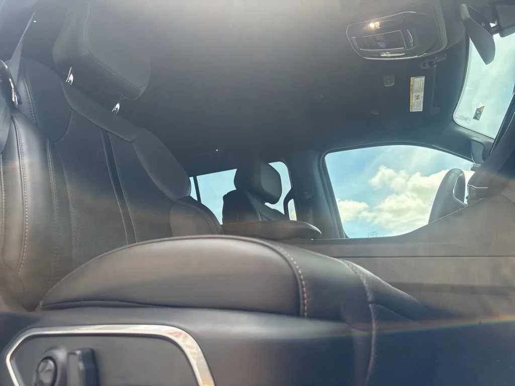 Used 2022 White Jeep Series III image 26