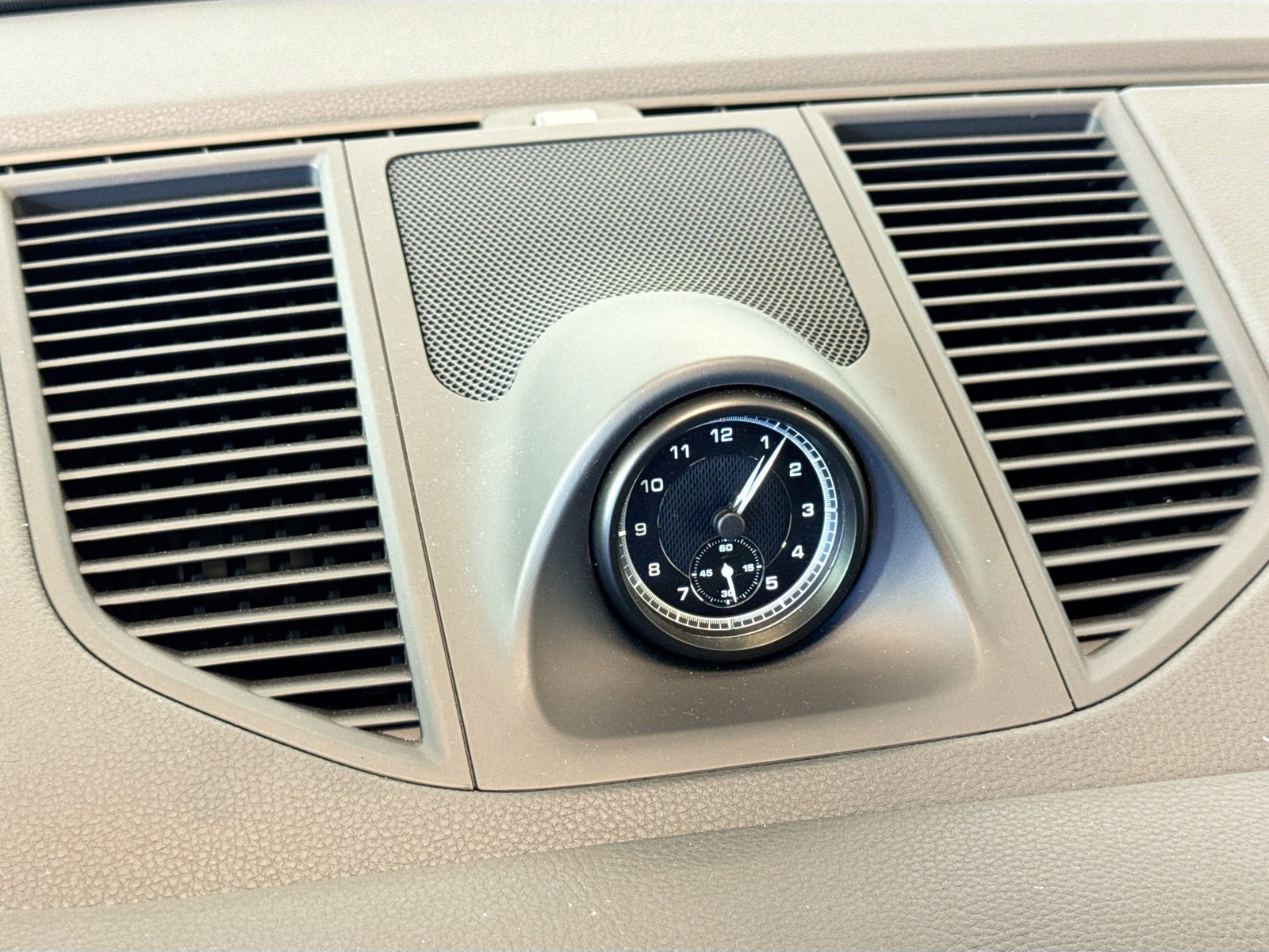 Used 2025 White Porsche  image 28