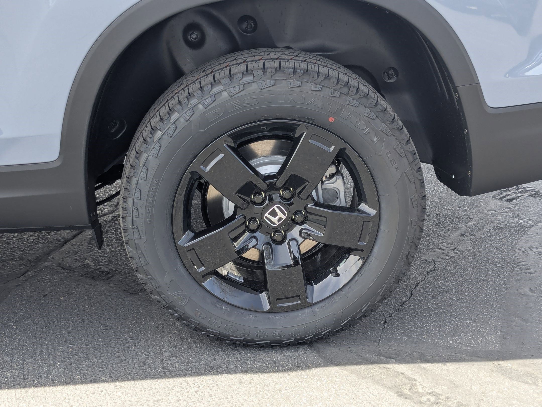 New 2026 Sonic Gray Pearl Honda Black Edition image 17