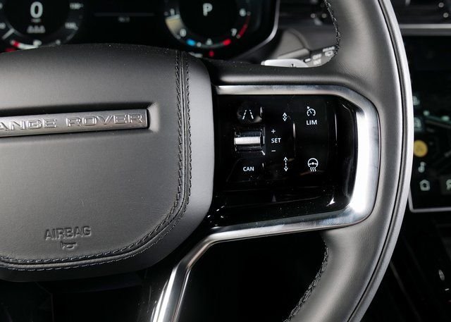 New 2026 Borasco Grey Land Rover SE image 19