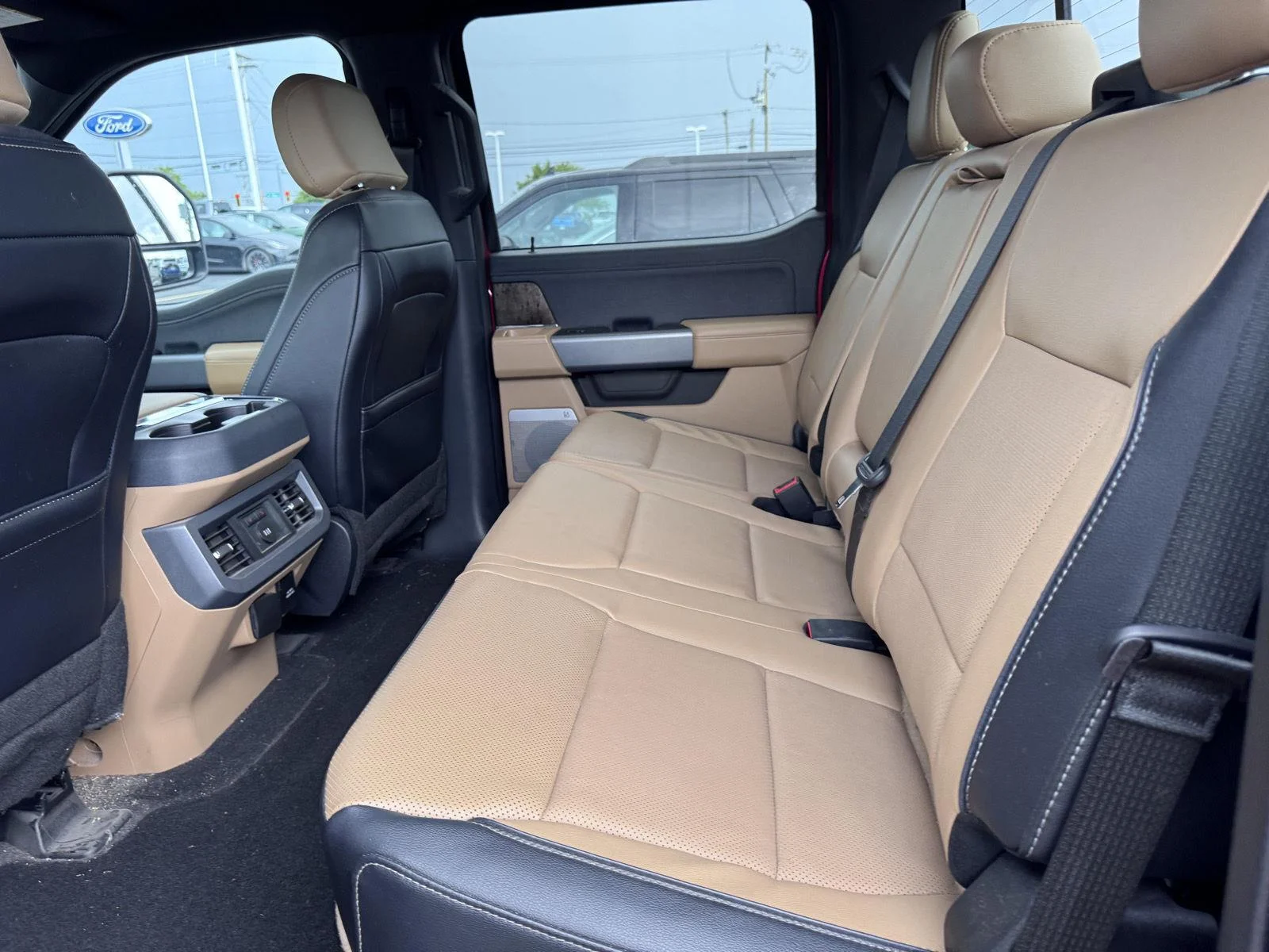 Used 2023 Rapid Red Metallic Tinted Clearcoat Ford LARIAT image 9