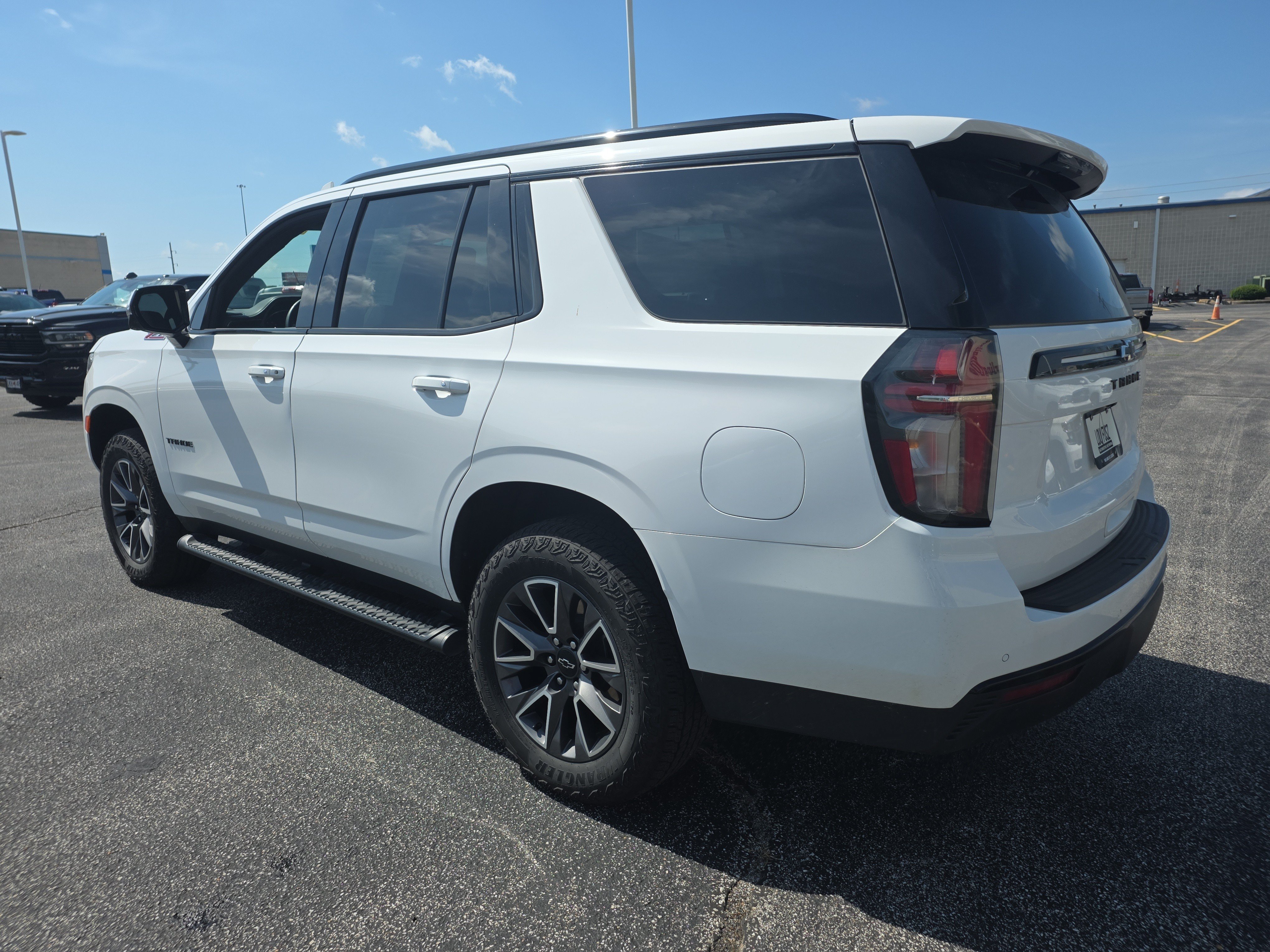 Used 2024 Summit White Chevrolet Z71 image 6