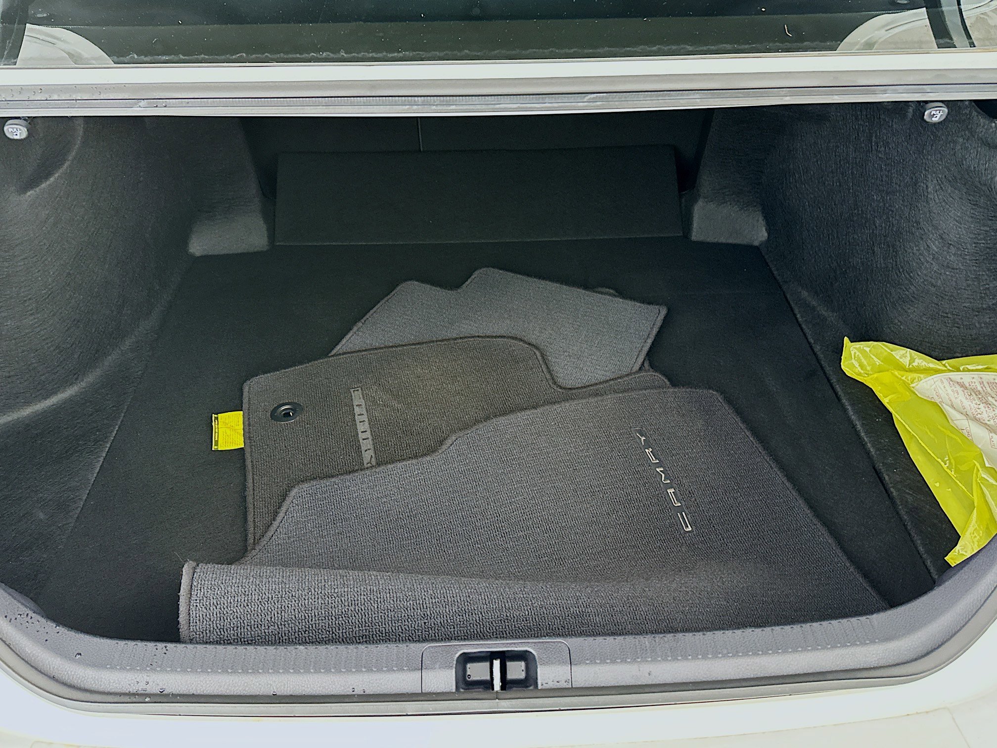 Used 2023 Ice Toyota SE image 30