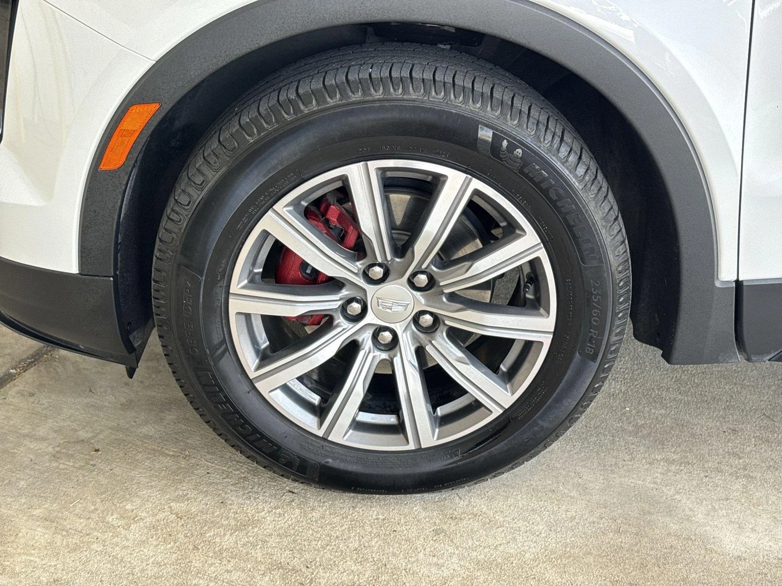 Certified Used 2021 CRYSTAL WHITE TRICOAT Cadillac FWD Sport image 31