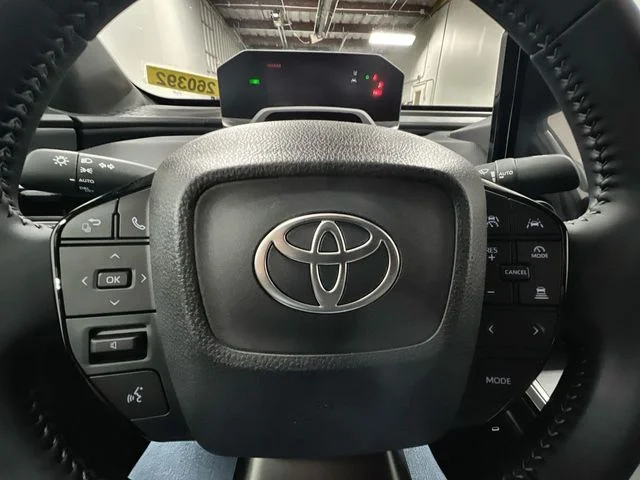 New 2026 Wind Chill Pearl <sup>1</sup> Toyota  XLE image 11