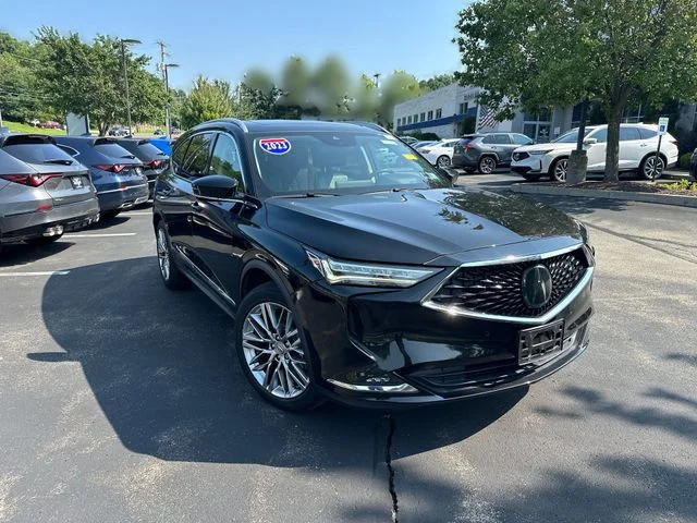 Used 2023  Acura Advance image 11
