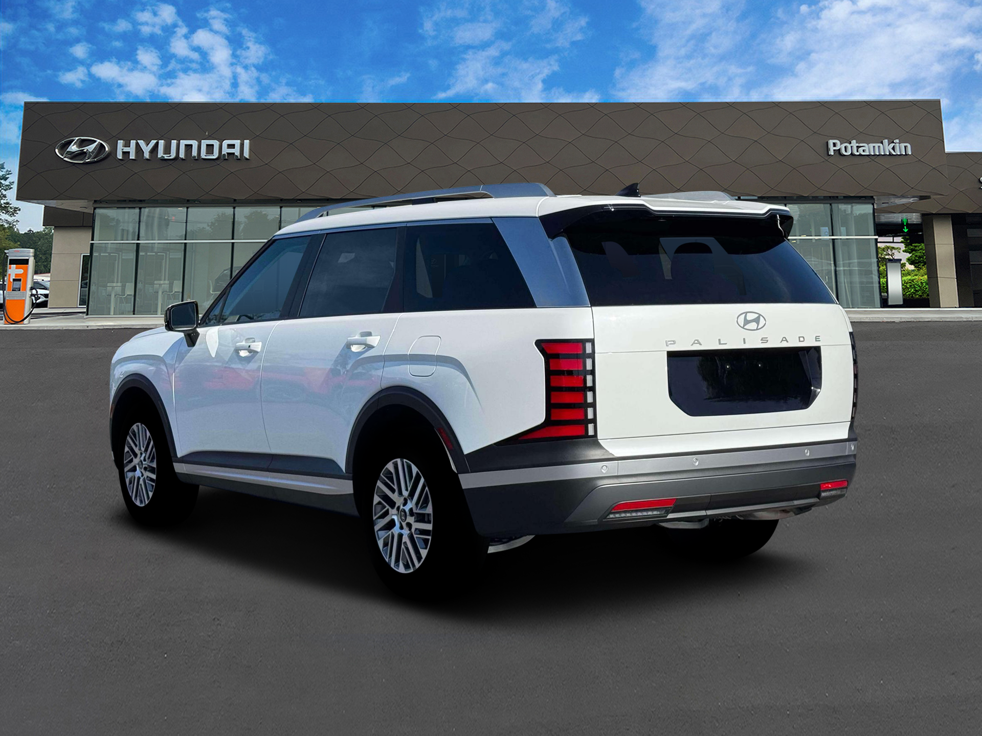 New 2026 Creamy White Pearl Hyundai SEL 7P image 5