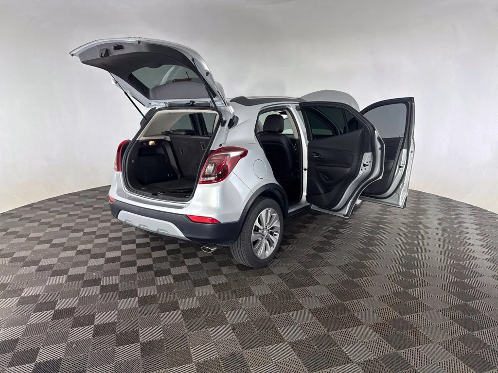 Used 2018 Silver Buick Preferred image 15